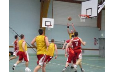 Match amical de basket à PLOEREN