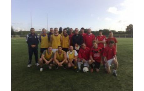 Un match de football contre la Société Générale