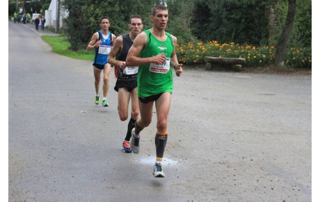 Une victoire sur le Marathon de VANNES pour Eddie BLANCHARD en Senior.